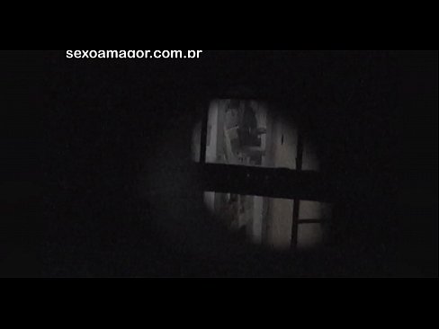 ❤️ Blondie diam-diam direkam oleh seorang intip lingkungan yang tersembunyi di balik batu bata berlubang porno indah pada kami id.tubsexercom.ru